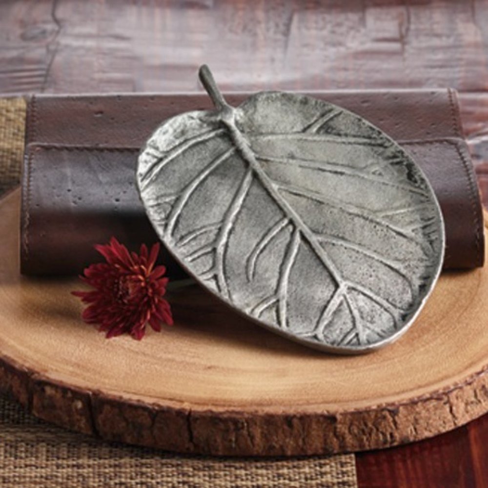Silver Leaf Plate